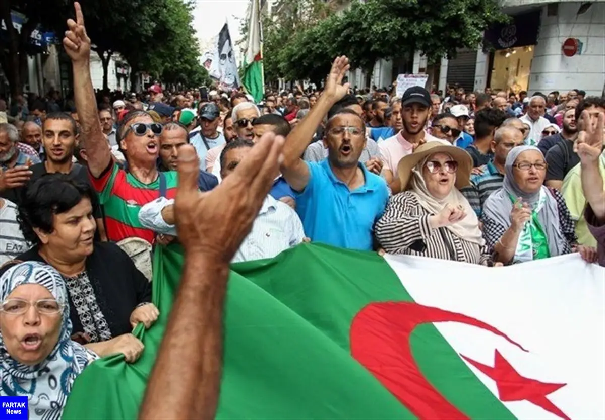تظاهرات الجزایری‌ها در محکومیت دخالت‌های اروپا