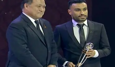 برترین بازیکن فوتسال آسیا جایزه اش را به زلزله زدگان کرمانشاه تقدیم کرد