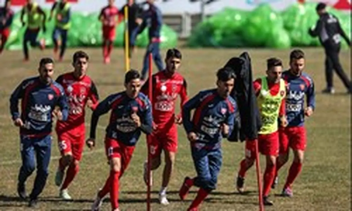 رایزنی پرسپولیسی‌ها برای جذب بازیکن ادامه دارد/ اما و اگرهای لیست قرمزها
