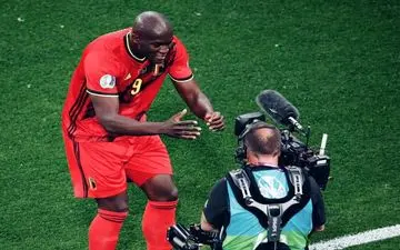  لوکاکو:برای دیدن اریکسن به بیمارستان می روم