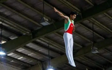 ناداوری مدال را از ستاره ژیمناستیک گرفت 