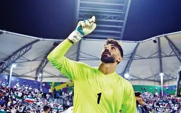 خداحافظی بیرانوند با یک عنوان مهم؟ | شماره یک تیم ملی نباید در ۵ بازی باقی‌مانده لیگ گل بخورد وگرنه...