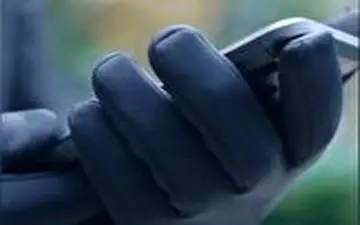 دستکش جذابی که عملکردی مشابه بخاری دارد!