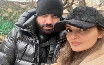 تصاویری از اولین سالگرد ازدواج نیلوفر پارسا | خانم بازیگر برای بار دوم لباس عروس پوشید
