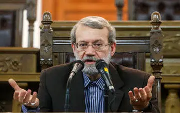 مجلس نمی‌تواند نظرش را درباره استیضاح به اقلیتی تحمیل کند