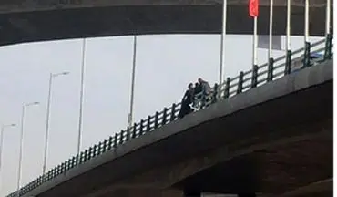 خودکشی دختر قمی از روی پل انجام نشد