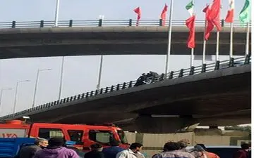 خودکشی دختر قمی از روی پل انجام نشد