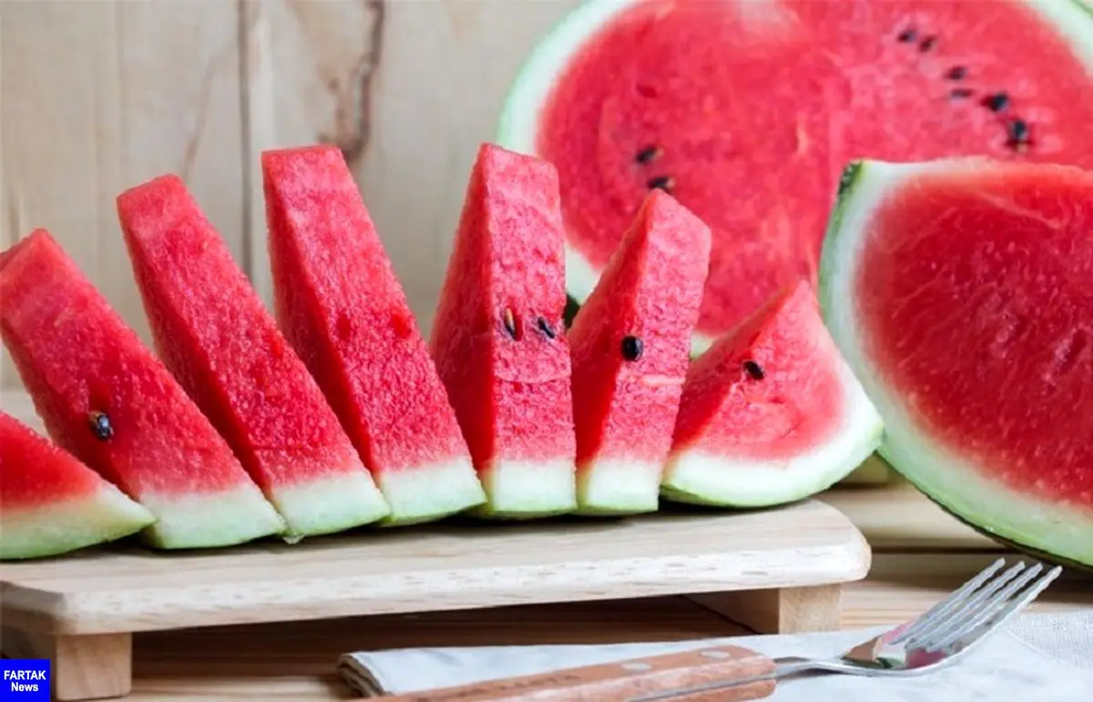 ۸ دلیل برای خوردن هندوانه در روزهای گرم