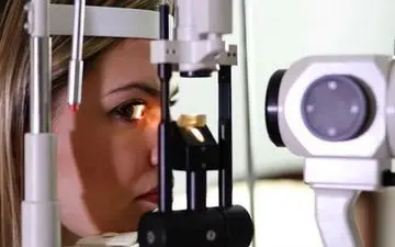 بیماری های قلبی چه تاثیری روی چشم دارد؟