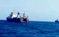 توقیف 2 فروند کشتی صید ترال توسط نیروی دریایی سپاه درمحدوده آبهای چابهار