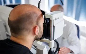 غذاهایی که برای شبکیه چشم مضر هستند