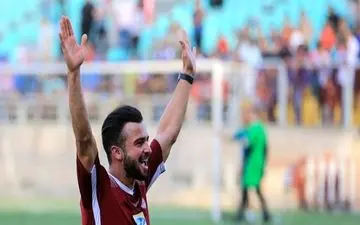 فوق ستاره فوتبال پرسپولیس را غافلگیر می کند؟
