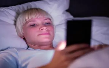 وقت‌گذرانی بی‌هدف در شبکه‌های اجتماعی چه بر سر مغز ما می‌آورد؟
