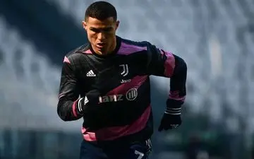 ستاره پرتغالی در یوونتوس می‌ماند
