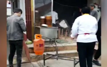 فیلم لحظه انفجار مهیب در یک فروشگاه