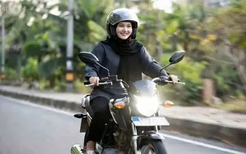 ابلاغ مصوبه صدور گواهینامه موتورسیکلت برای بانوان