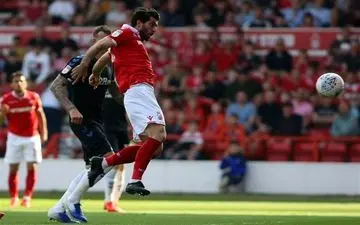 سفر مهاجم ناتینگهام فارست به تبریز