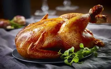 این قسمت‌های مرغ برای بدن مضر است

