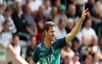 فرتونگن پس از 8 سال اسپرز را ترک کرد
