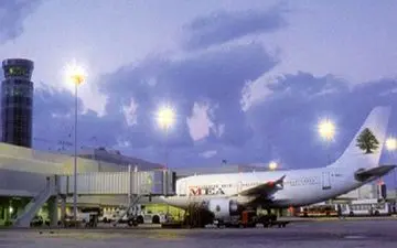 گرمای هوا علت تاخیر ۳ ساعته پرواز شیراز_تهران