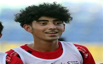 آقا معلم بازیکنش را از پرسپولیس پس می‌گیرد