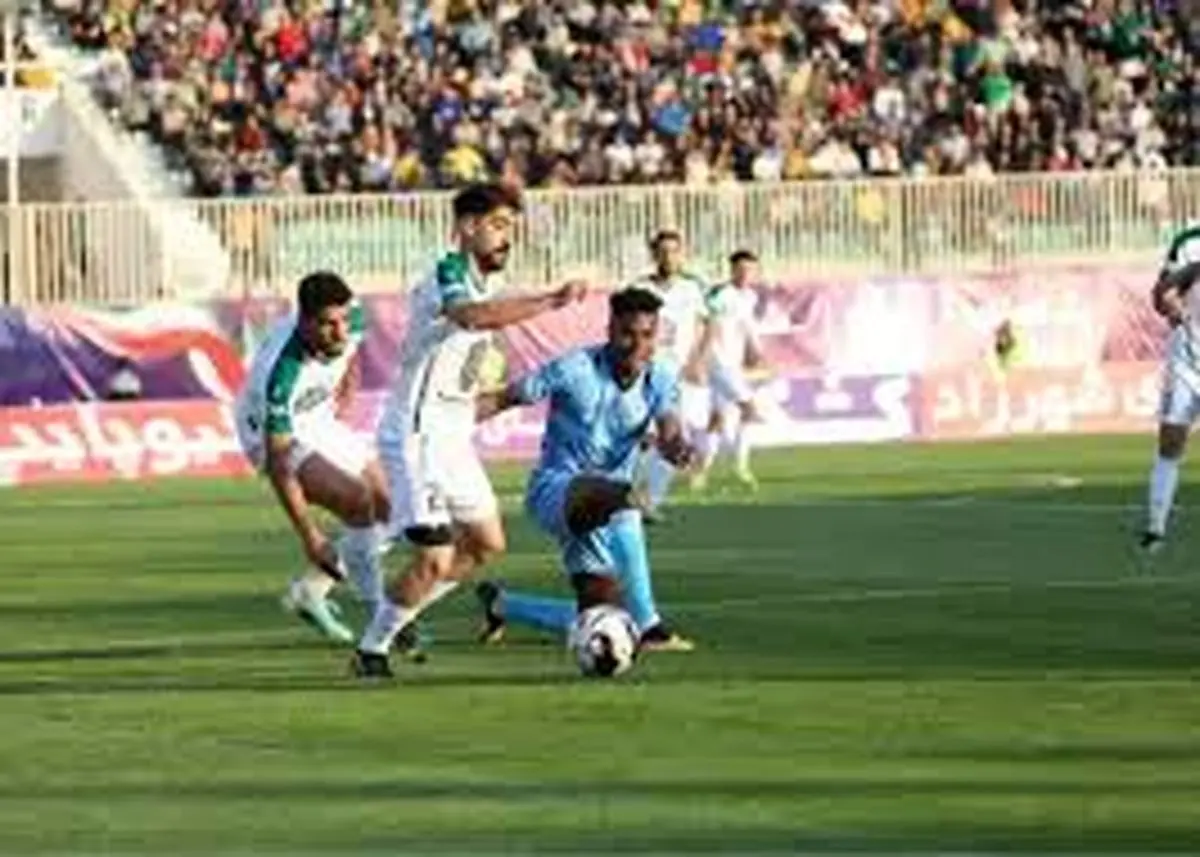 تساوی بدون گل چادرملو و ذوب‌آهن در نیمه اول