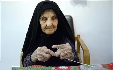 بی بی حاضر امیدواری در کازرون به خاک سپرده می شود