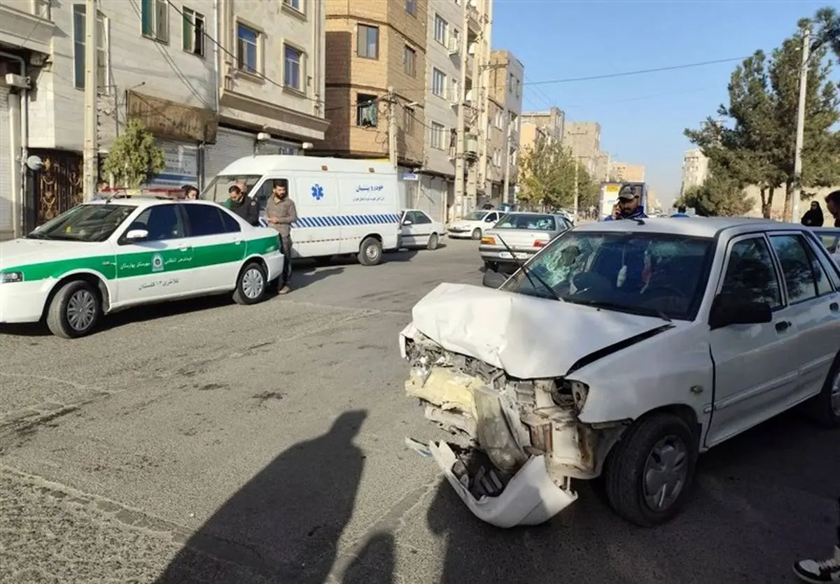 تصادف 3 سرویس مدرسه در سبزدشت/ 15 نفر مصدوم شدند