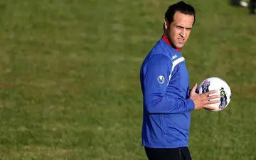 کریمی: آقای درخشان اگر جرأت دارید، بازهم درباره من حرف بزنید!