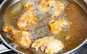 خطرات بوییدن غذاهای چرب در دوران بارداری!