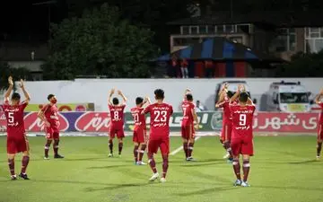 مدیر نساجی: مگر ما موش آزمایشگاهی هستیم که هر رفتاری دوست دارند با ما می‌کنند؟/نتیجه‌ای جز ۳ بر صفر برای ما قانع‌کننده نیست!