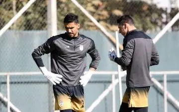 قهرمان لیگ و سوپر جام، بدون بازیکن در ترکیب اصلی