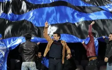 حضور پرشور ایرانی ها برای تماشای دیدار الاهلی و استقلال + عکس