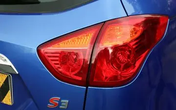 قیمت جدید پرفروش‌ترین خودروهای کرمان موتور / قیمت لیفان، جک و کی‌ام‌سی چند؟ (۱۵ مرداد)