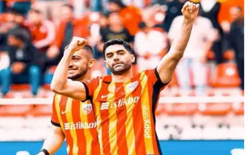 شوک انتقالی: علی کریمی چرا استقلالی نشد؟ + جزئیات پشت پرده مذاکرات