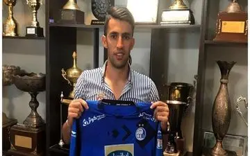 اختصاصی/ یک روز خوش یٌمن برای ستاره جدید استقلال 