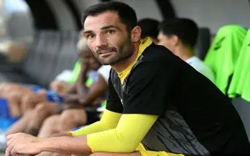 بازگشت به مسیر درست: ساپینتو از لجبازی با منتقدان دست کشید