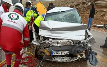 تصادف مرگبار پراید با نفت کش / 2 مرد و یک کودک درجا کشته شدند