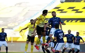 
شکست غیرمنتظره سپاهان در نقش جهان/ استقلال صدرنشین شد