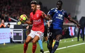 باشگاه لیون مذاکره با رئال را تکذیب کرد!