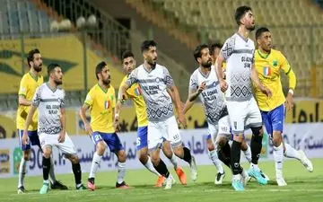 غیبت 4 بازیکن گل گهر در بازی با استقلال 
