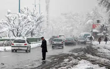 شن پاشی معابر تهران بدنبال برف امروز 