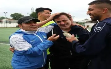 اشکهای شوق عکاس باشگاه اتحاد فومن در روز پیروزی!