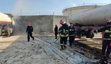 
مهار حریق کامیون سوخت رسان در شرکت نفت کرمانشاه