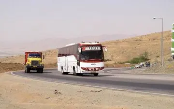 گردنه اسدآباد رانش کرد