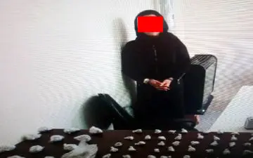 زن جوان قاچاقچی بزرگ مواد مخدر بود/ ماموران او را غافلگیر کردند