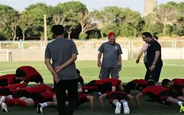  واکنش دنیزلی به شایعه اخراج ۴ بازیکن تراکتورسازی