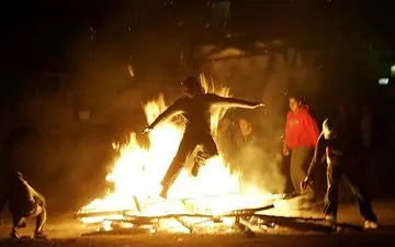 پیوستن شرکت‌کنندگان همایش بین‌المللی آتش‌نشانی به کمپین «نه به چهارشنبه سوری خطرناک»