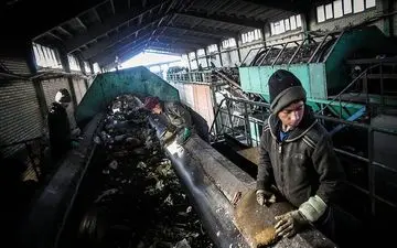 ۳۰ درصد از حجم زباله با تفکیک از در منزل کاهش می یابد