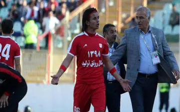 حرکت زشت و اشک‌های ستاره تراکتور برابر پرسپولیس کار دستش داد!